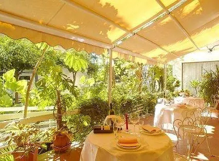 فندق Hotel Royal Esplanade دْيانو مارينا